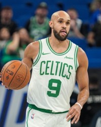 宝盈-德里克·怀特赛季至今场均18.4分1.4断1.6帽 三项数据均生涯新高